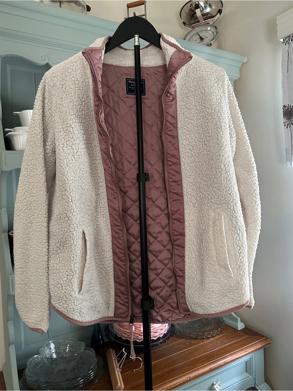 Abercrombie & Fitch Cream Sherpa Jacket with Blush Quilted Lining